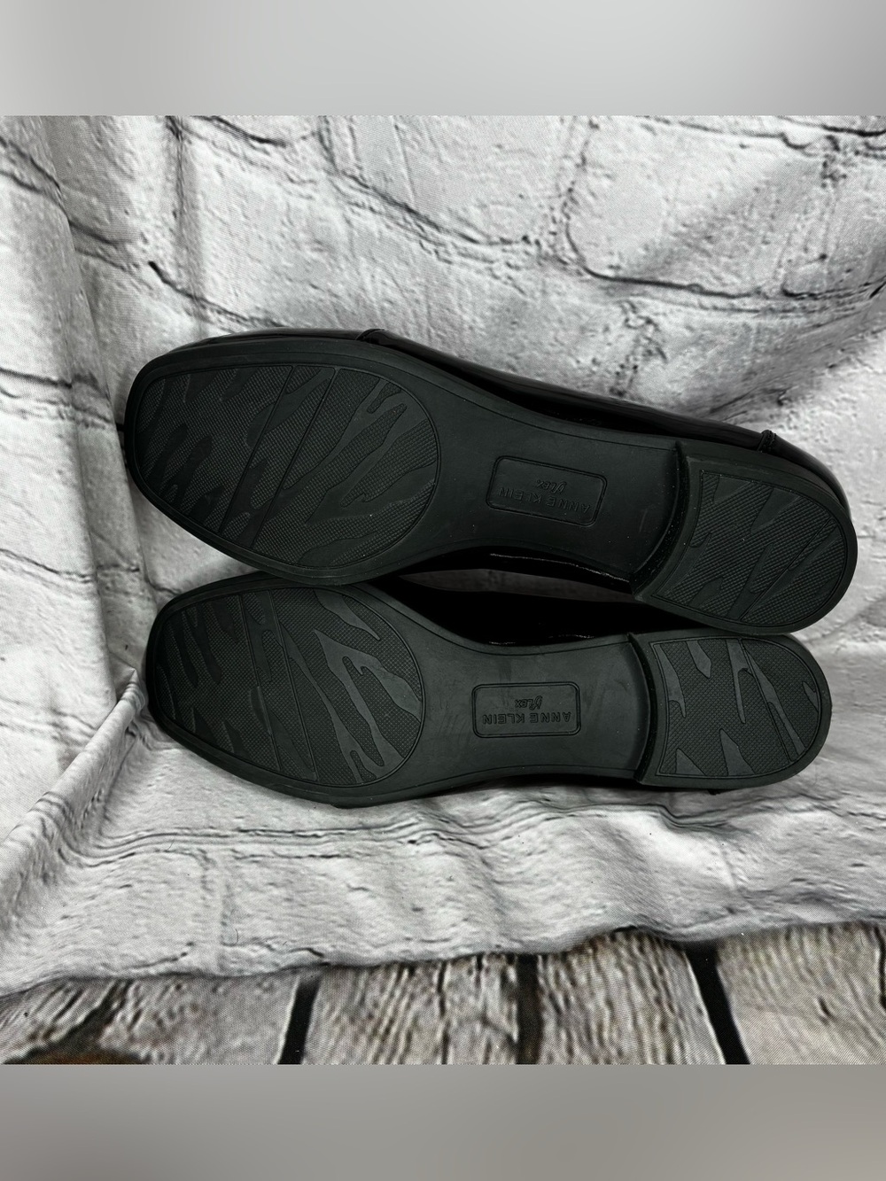 Minimalist Corporate Goth Preppy Dark Academia Liquid Glossy Black‎ Loafers Sz 8 - Picture 10 of 10